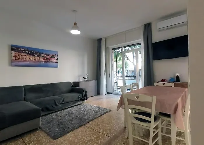 Terrazzo Sul Portico - A 3 Minuti Dal Mare Апартаменты *